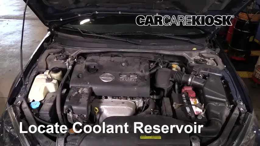2005 Nissan Altima S 2.5L 4 Cyl. Refrigerante (anticongelante) Controlar nivel de líquido